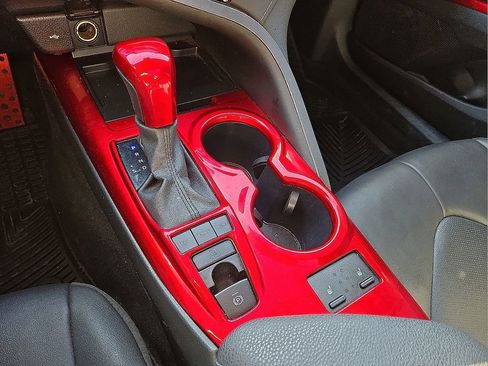 Used 2024 Toyota Camry XSE image 30