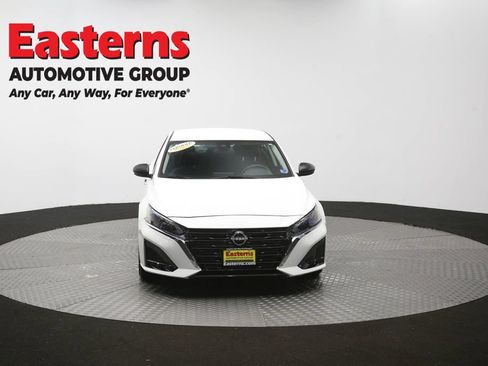 Used 2024 Nissan Altima 2.5 S FWD image 53