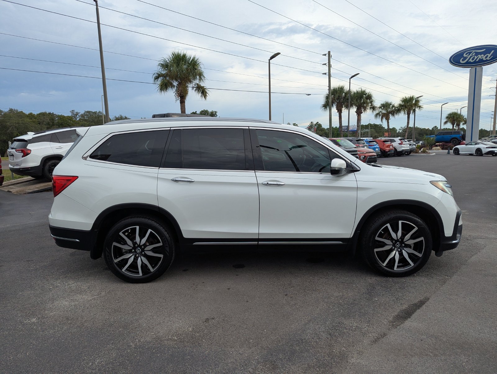 Used 2021 Honda Pilot Touring image 10