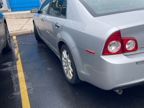 Used 2011 Chevrolet Malibu LTZ image 2