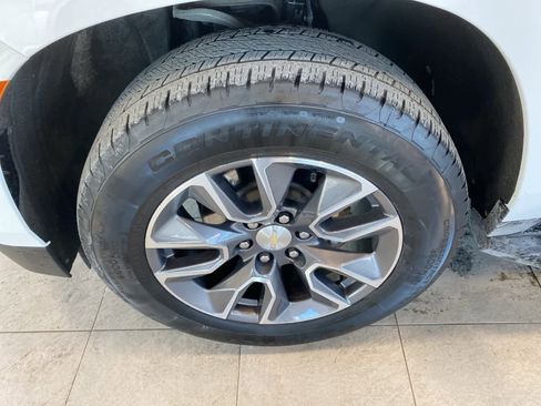 Used 2023 Chevrolet Tahoe LS image 9