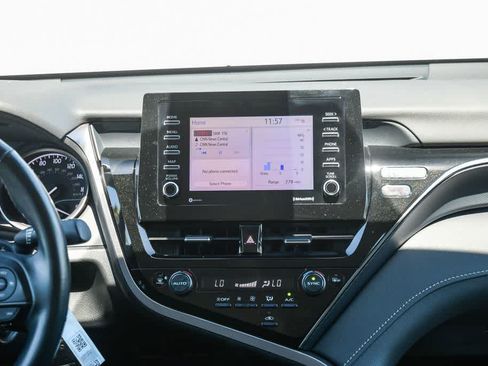 Used 2024 Toyota Camry SE FWD image 13