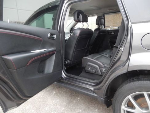 Used 2015 Dodge Journey R/T image 28
