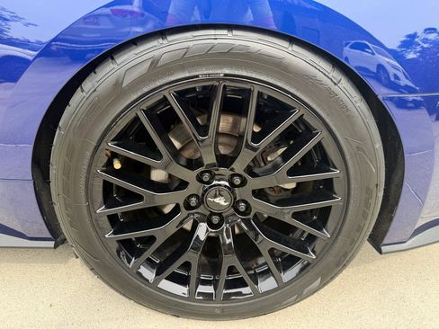 Used 2015 Ford Mustang GT Premium w/ GT Performance Package RWD image 8