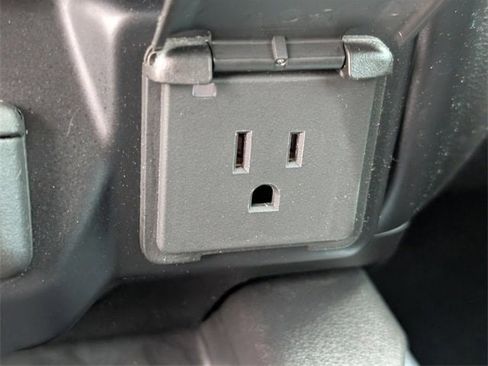 Used 2020 GMC Sierra 1500 AT4 w/ AT4 Premium Package image 21