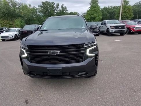 Used 2023 Chevrolet Tahoe RST image 3