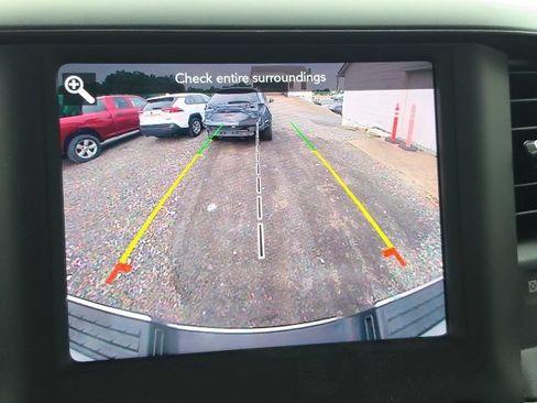 Used 2020 RAM 2500 Tradesman w/ Chrome Appearance Group AWD/4WD image 3