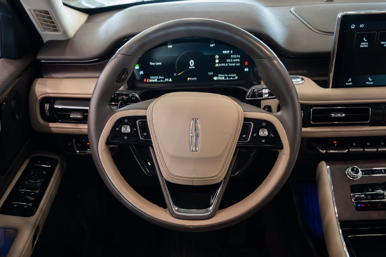Used 2022 Lincoln Aviator Reserve RWD image 12