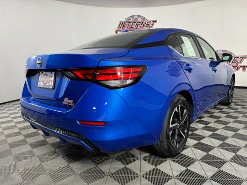 Used 2025 Nissan Sentra SV FWD image 28