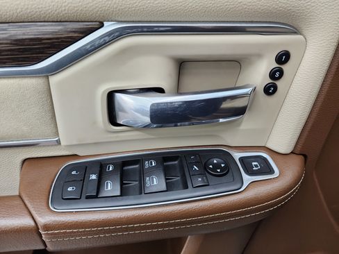 Used 2021 RAM 2500 Laramie image 39