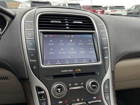 Used 2019 Lincoln Nautilus Reserve image 43