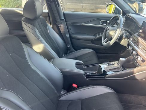 Used 2023 Acura Integra A-Spec image 6