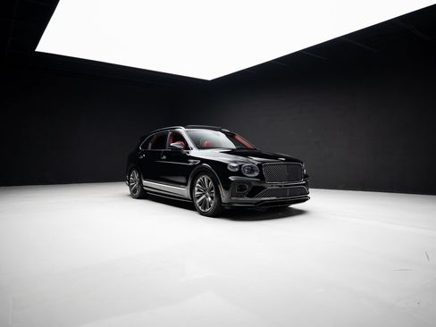 Used 2022 Bentley Bentayga Speed AWD/4WD image 86