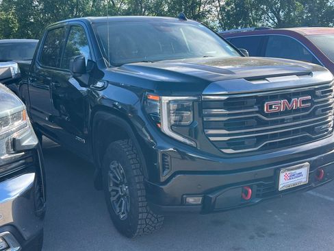 Used 2023 GMC Sierra 1500 AT4 w/ Technology Package AWD/4WD image 2