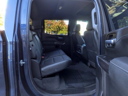 Used 2021 Chevrolet Silverado 1500 LTZ w/ Z71 Off-Road Package AWD/4WD image 36