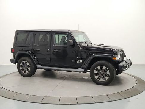 Used 2019 Jeep Wrangler Unlimited Sahara AWD/4WD image 8