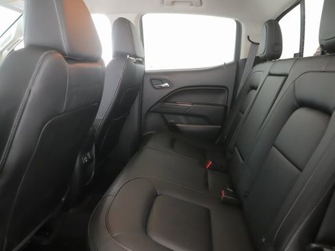 Used 2022 Chevrolet Colorado LT w/ Redline Special Edition image 26