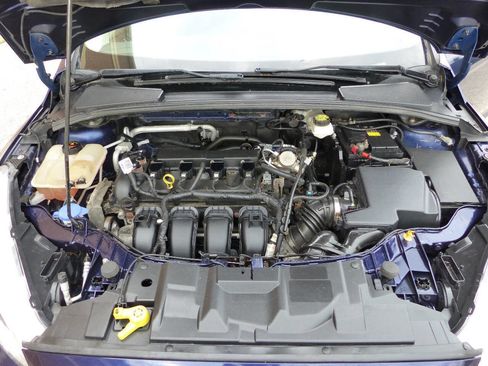 Used 2017 Ford Focus SEL FWD image 17