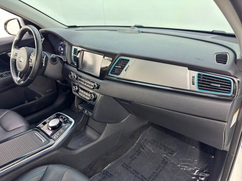 Used 2019 Kia Niro EX Premium image 14