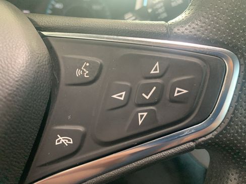 Used 2024 Chevrolet Equinox LS FWD image 19