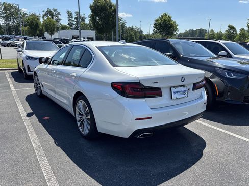 Certified 2023 BMW 530i xDrive w/ Premium Package AWD/4WD image 16