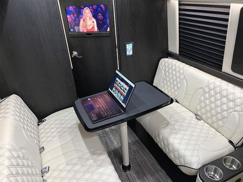 Used 2022 Mercedes-Benz Sprinter 3500 image 20