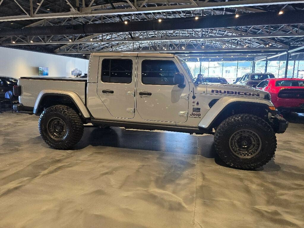 Used 2022 Jeep Gladiator Rubicon w/ LED Lighting Group AWD/4WD image 4