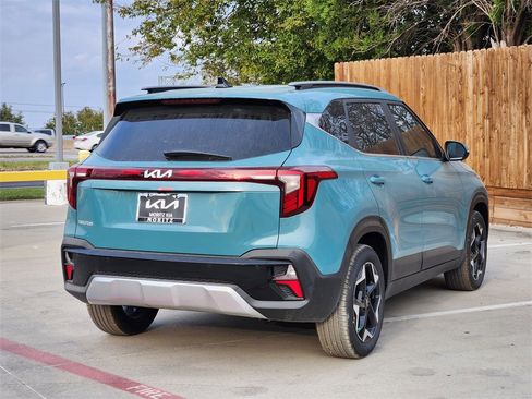 New 2026 Kia Seltos EX image 4