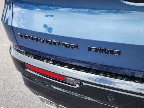 New 2026 Chevrolet Traverse RS w/ LPO, Floor Liner Package AWD/4WD image 21