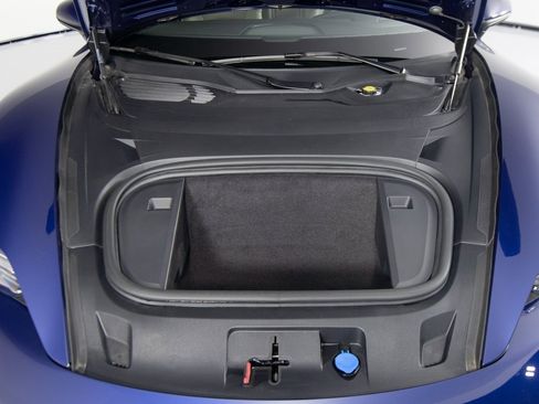 Certified 2022 Porsche Taycan image 39