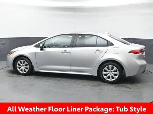Certified 2025 Toyota Corolla LE FWD image 4