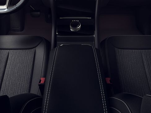 New 2026 Jeep Grand Cherokee Laredo X image 4