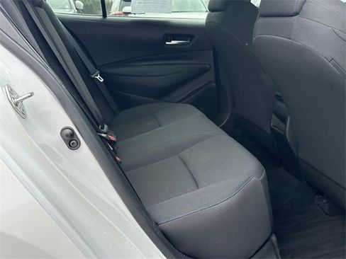 Used 2022 Toyota Corolla SE image 16