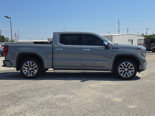 Used 2024 GMC Sierra 1500 Denali AWD/4WD image 6