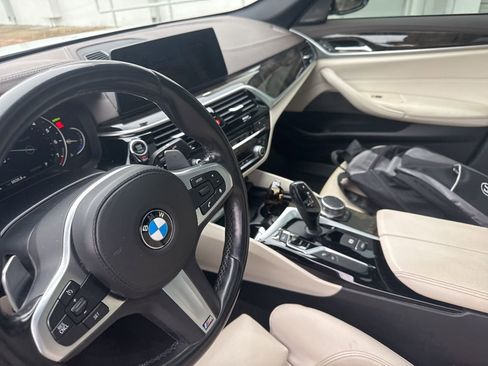 Used 2017 BMW 540i RWD image 10
