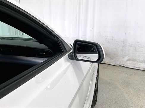 Used 2021 Ford Mustang GT Premium RWD image 11