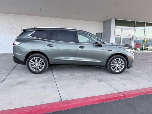 Used 2022 Buick Enclave Premium w/ Experience Buick Package image 2