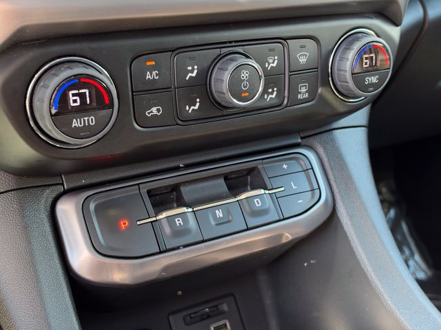 Used 2023 GMC Acadia AT4 w/ Preferred Package AWD/4WD image 21