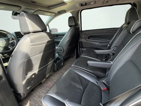 Used 2023 Honda Odyssey Elite image 42