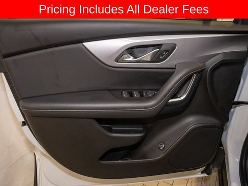 Used 2023 Chevrolet Blazer LT w/ Convenience Package FWD image 12