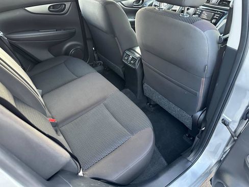 Used 2018 Nissan Rogue Sport S FWD image 32