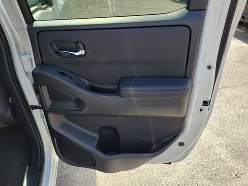 New 2026 Nissan Frontier SV w/ Tow Package RWD image 28