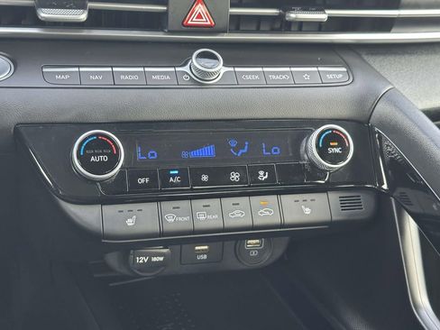 Used 2023 Hyundai Elantra SEL w/ Convenience Package FWD image 25