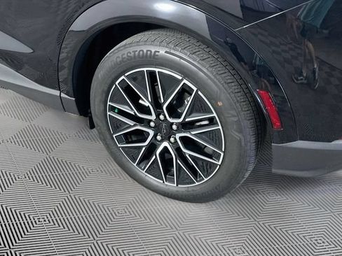 Certified 2025 Ford Mustang Mach-E Premium AWD/4WD image 40