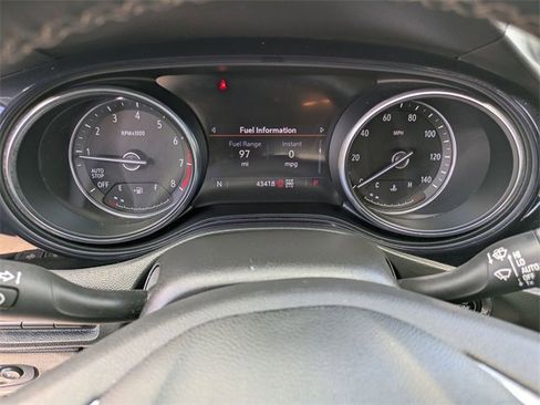 Used 2022 Buick Encore GX Essence w/ Advanced Technology Package image 12