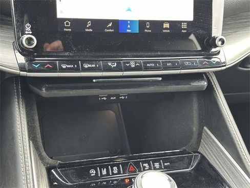 Used 2023 Jeep Wagoneer L Series II image 21