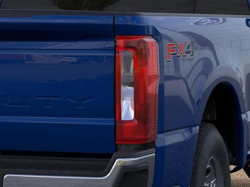 New 2026 Ford F250 XL w/ FX4 Off-Road Package AWD/4WD image 21