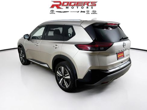 Used 2021 Nissan Rogue SL AWD/4WD image 6