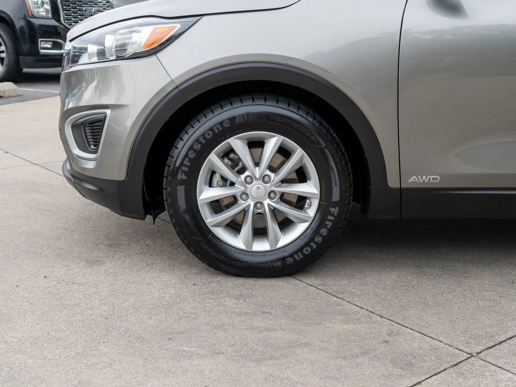 Used 2018 Kia Sorento AWD image 27