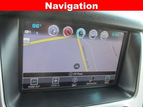 Used 2018 GMC Yukon XL SLT w/ Open Road Package AWD/4WD image 17